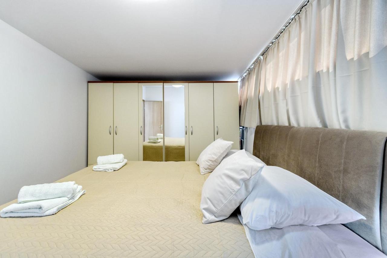 Comfort Holiday Apartment Zadar - With Parking And Balcony エクステリア 写真