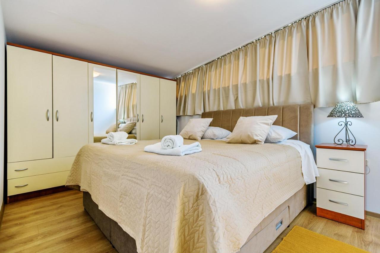 Comfort Holiday Apartment Zadar - With Parking And Balcony エクステリア 写真