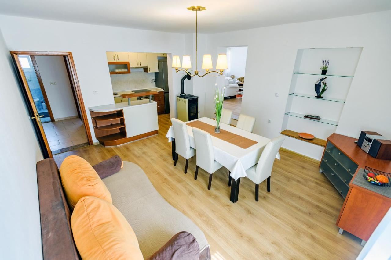 Comfort Holiday Apartment Zadar - With Parking And Balcony エクステリア 写真