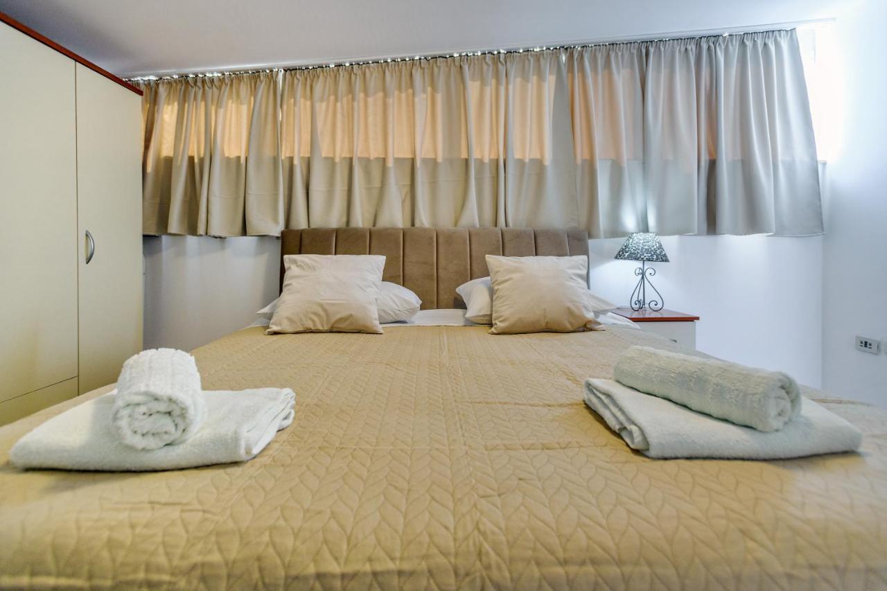 Comfort Holiday Apartment Zadar - With Parking And Balcony エクステリア 写真
